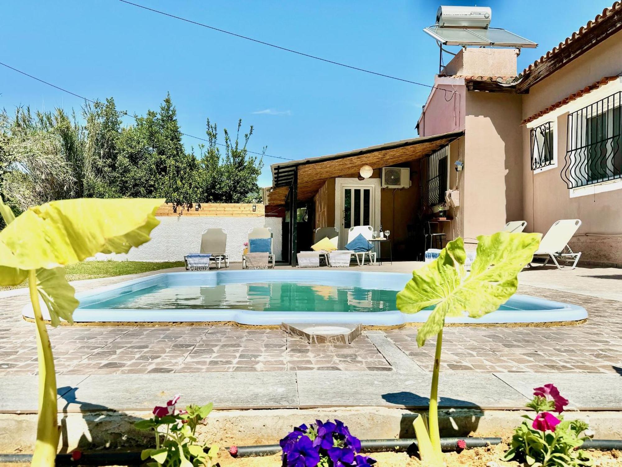 Beach Villa Night Flower With Private Pool By Dadovillas Dassia  Exterior photo